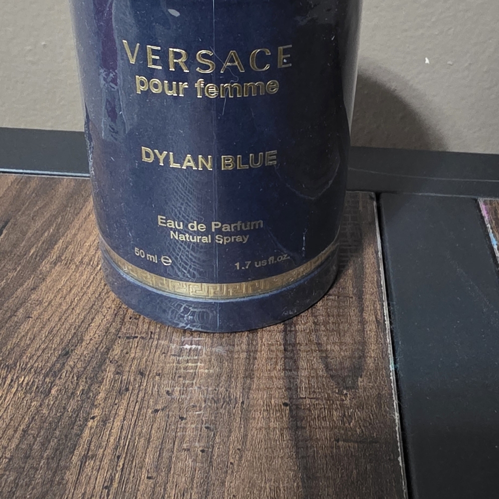 Versace Dylan Blue Eau de Parfum - Picture 3 of 7